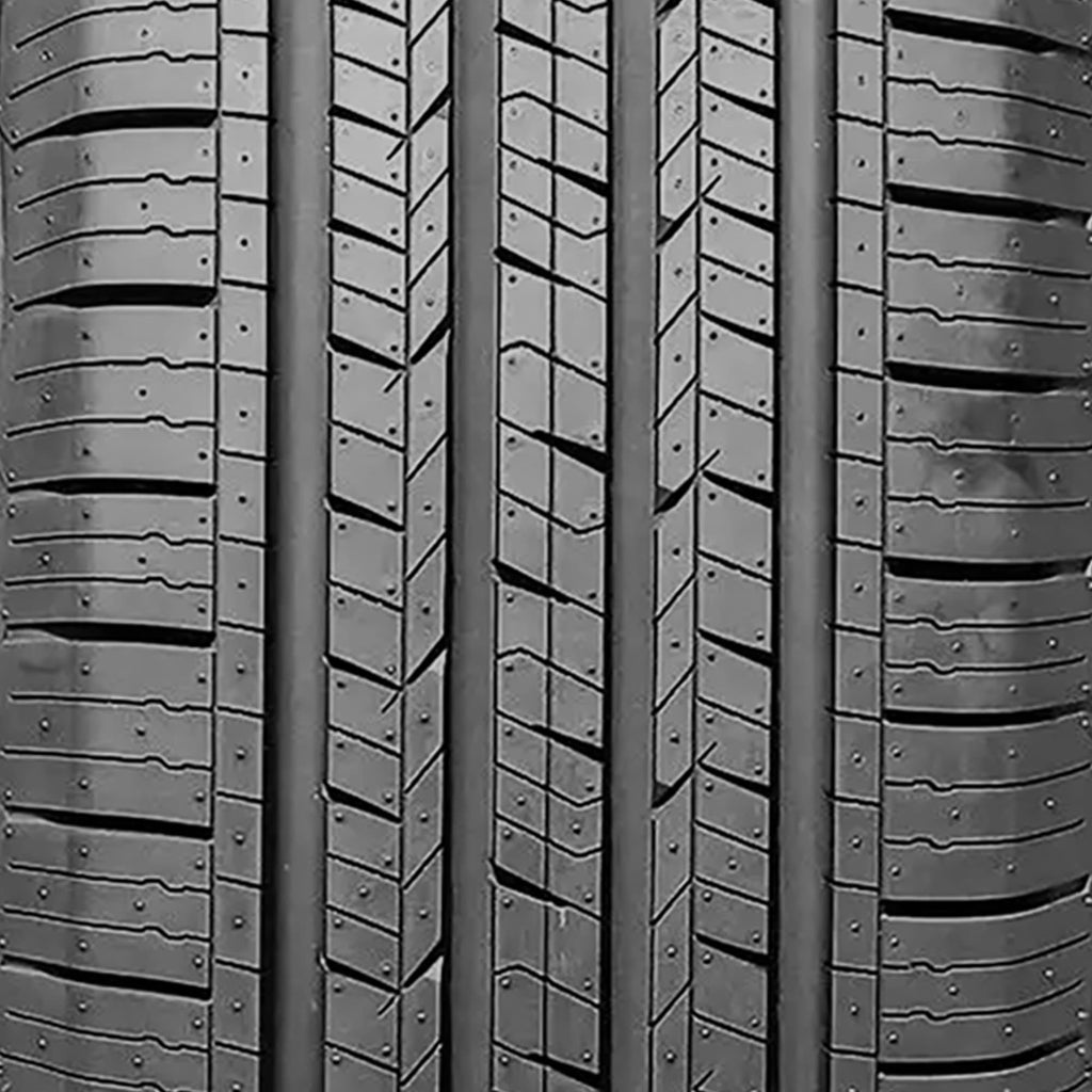 Aplus Comfort HP Touring 215/65R16 98H Passenger Tire Aplus