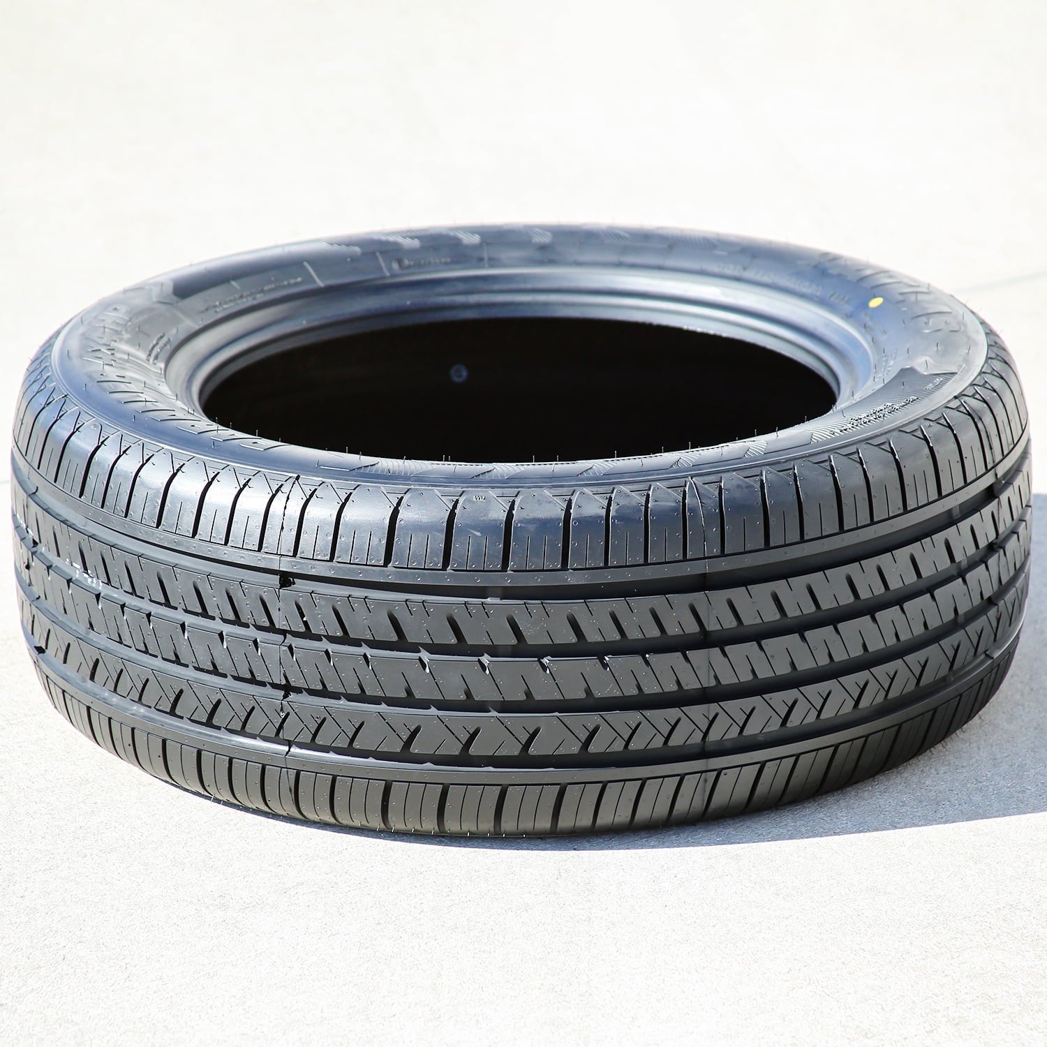 Tire Atlas Paraller 4x4 HP 205/70R16 97V AS A/S Performance Tire Fits: 2013-17 Jeep Patriot North, 2016 Jeep Compass Latitude Atlas Tire