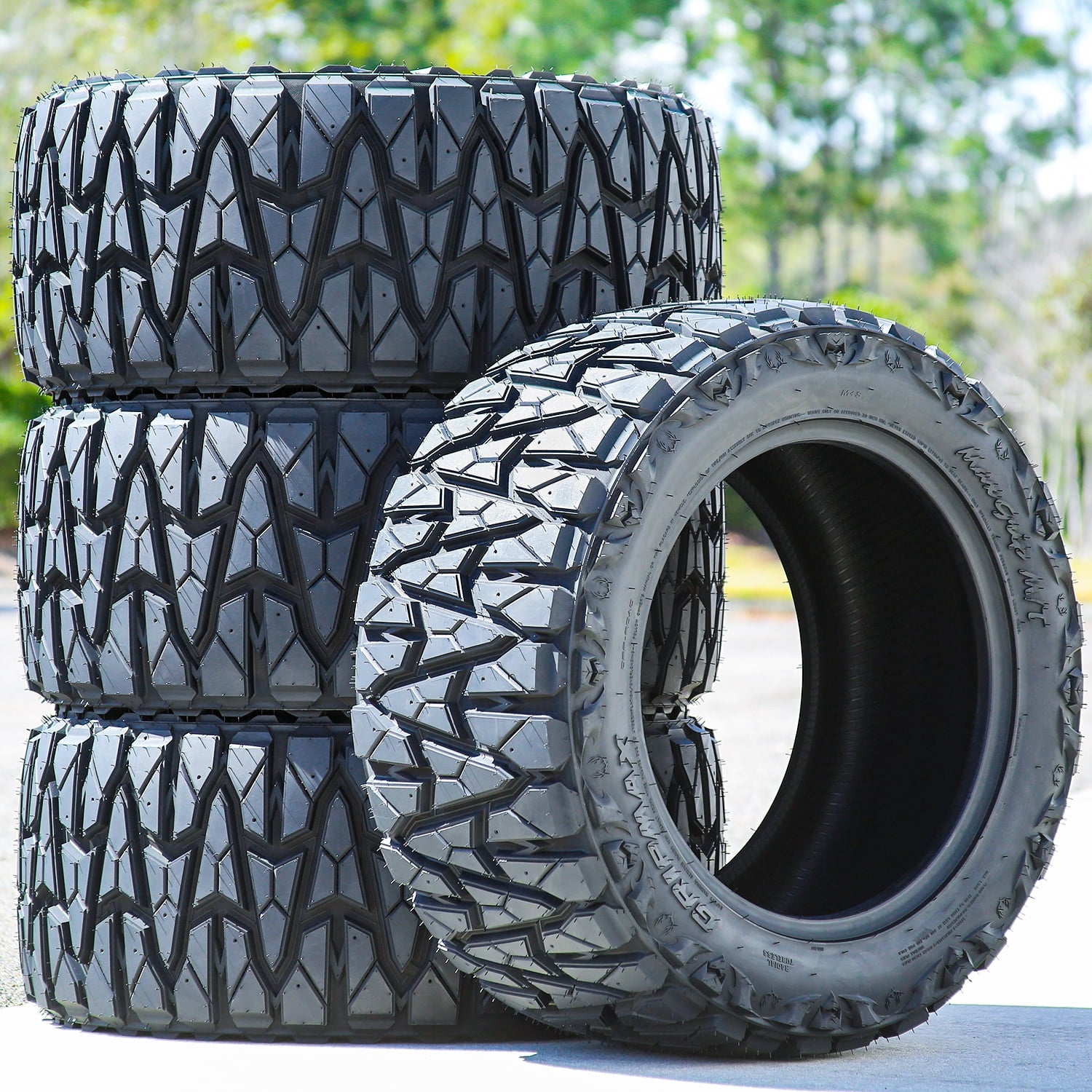 Gripmax MaxGrip M/T LT35X11.50R20 124Q E 10 Ply mud Light Truck Tire Gripmax