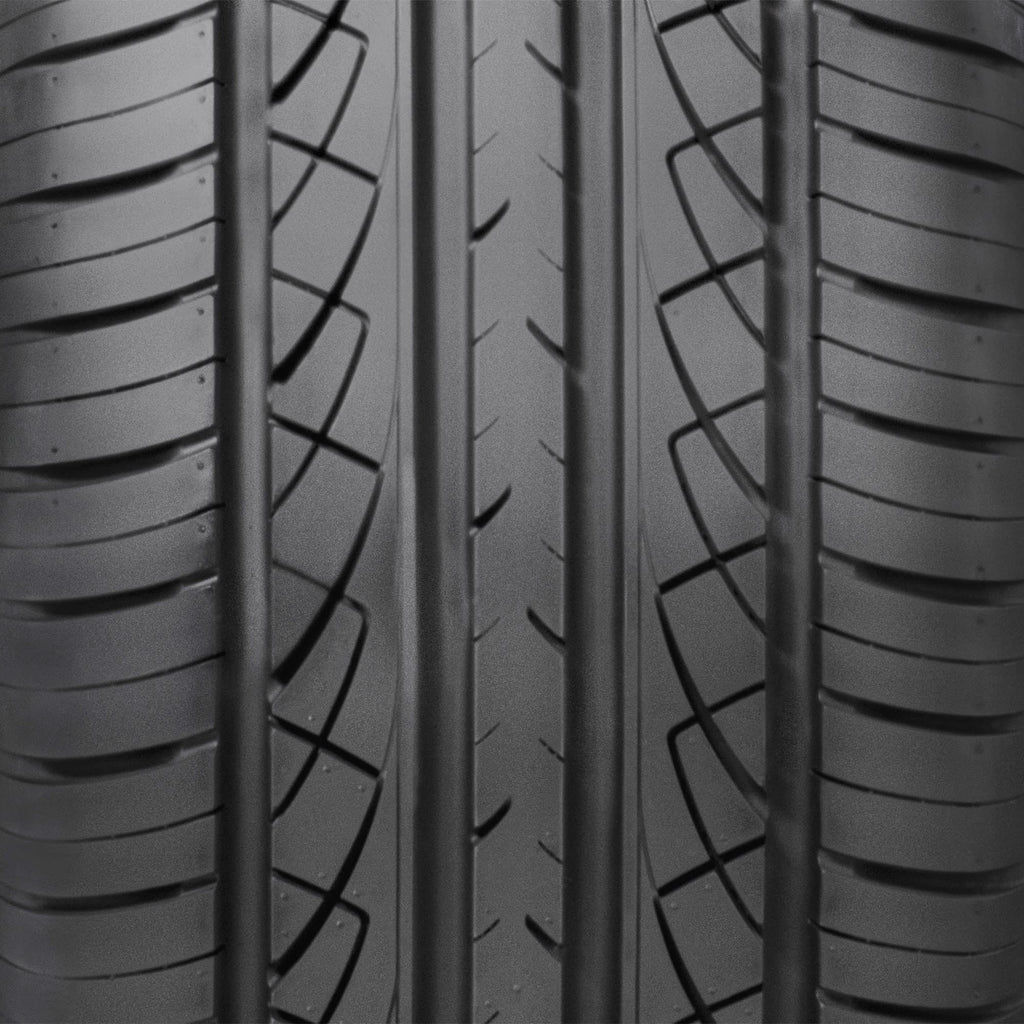 GT Radial Champiro UHP A/S UHP All Season 275/40ZR20 106Y XL Passenger Tire GT Radial