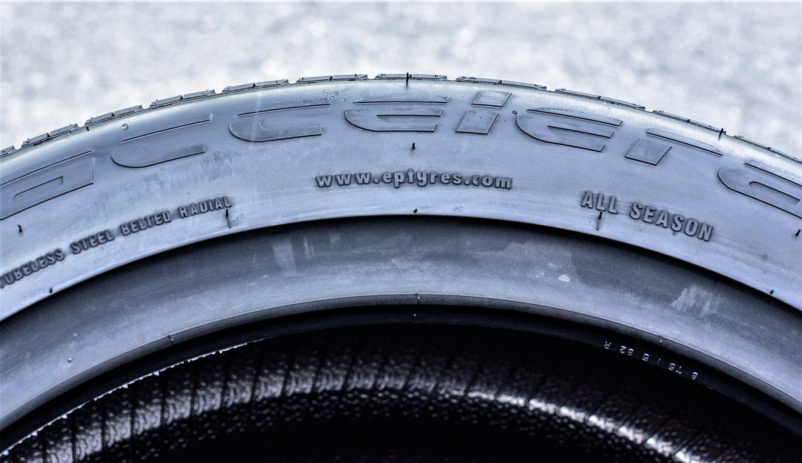 Pair of 2 Accelera Phi-R 215/50ZR18 215/50R18 97W XL High Performance a/s All Season Tires Accelera